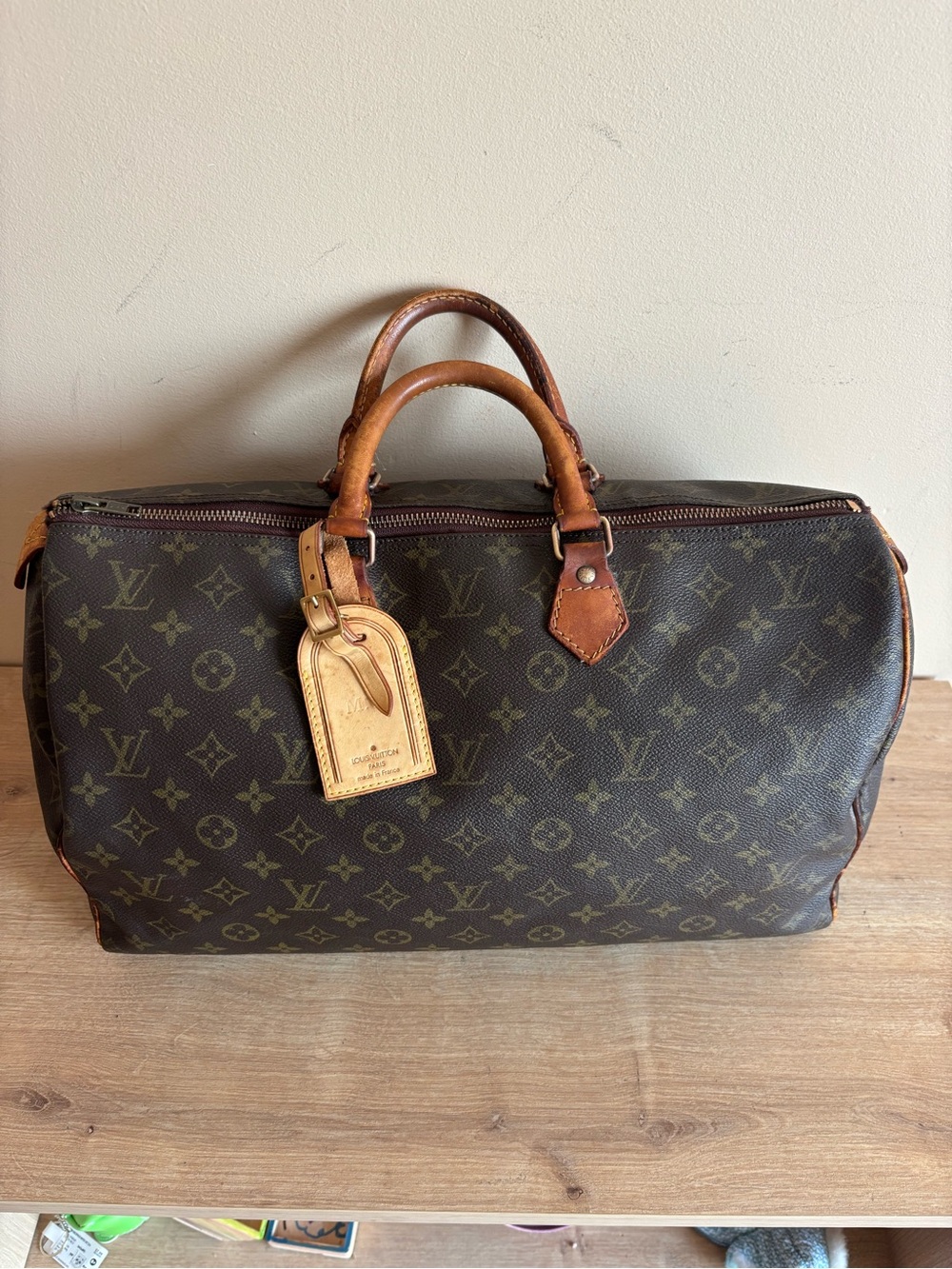 Authentic Louis Vuitton speedy 40 monogram tote